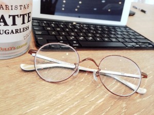 メガネの巻